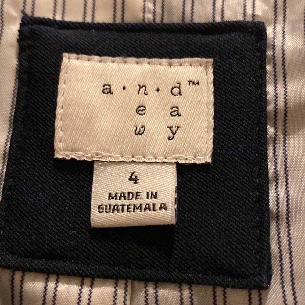 A new day blazer - Picture 3 of 4